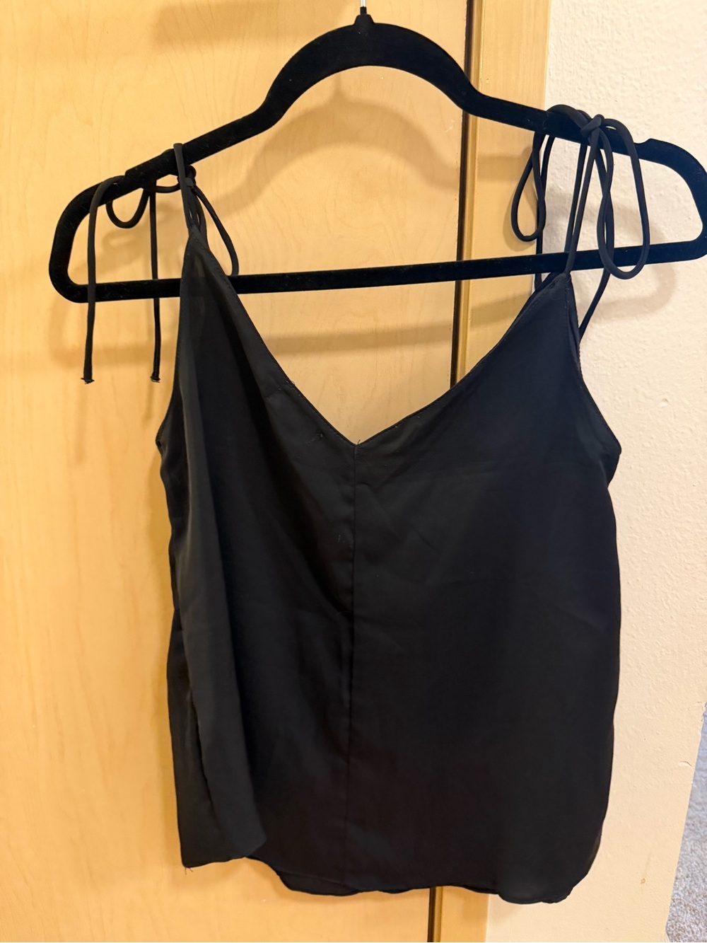Black Tie-Shoulder V-Neck Cami Tank Top